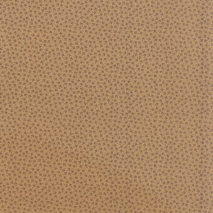 1117-17  Homestead Gatherings Clover in Chestnut on a Tan Background
